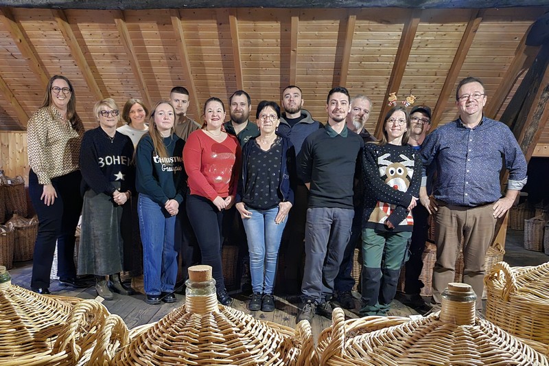 Toute l'équipe de la Distillerie Paul Devoille vous souhaite de joyeuses fêtes.